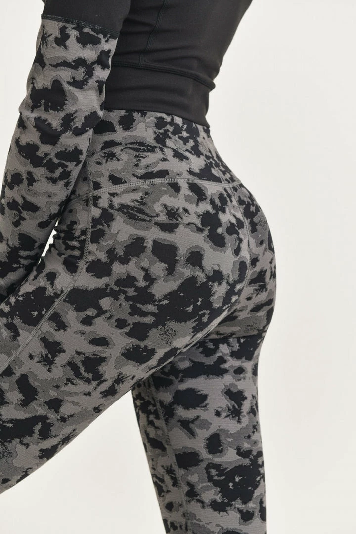 Mono B Athleisure Mono B Spotted Jacquard Leggings 2 Mono B Athleisure Mono B Spotted Jacquard Leggings