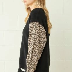 Purple Door Boutique Ladies' Leopard Print Denim Black Sweater 10 Purple Door Boutique Ladies' Leopard Print Denim Black Sweater