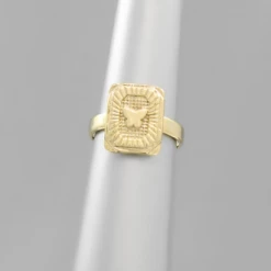 Purple Door Boutique Butterfly Rectangle Ring