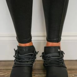 Esseutesse Black Leather Fringe Sneakers
