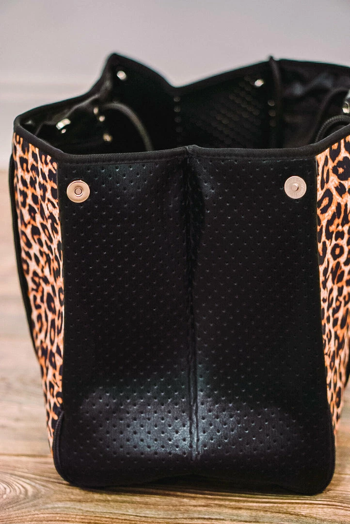 Purple Door Boutique Purses/Totes Cheetah Print Neoprene Tote Bag 2 Purple Door Boutique Purses/Totes Cheetah Print Neoprene Tote Bag