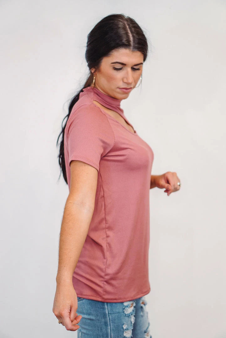 Purple Door Boutique The Ribbed Cut Out Rose Top Ladies' 4 Purple Door Boutique The Ribbed Cut Out Rose Top Ladies'