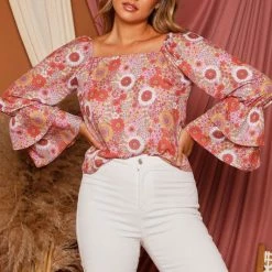 Purple Door Boutique New Arrivals Flower Power Mauve Floral Top