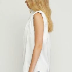 Purple Door Boutique Satin Elegance Off White Top Ladies' 6 Purple Door Boutique Satin Elegance Off White Top Ladies'