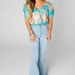 Buddy Love Felicity Puff Sleeve Bodysuit Petunia 8 Buddy Love Felicity Puff Sleeve Bodysuit Petunia