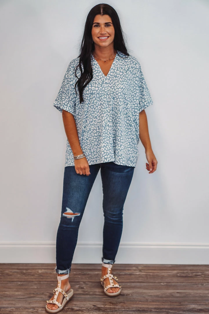 Purple Door Boutique Ladies' Leopard Print Powder Blue Top 3 Purple Door Boutique Ladies' Leopard Print Powder Blue Top