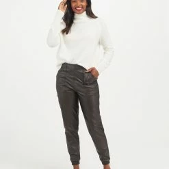Spanx Leather Like Jogger Noir Black 6 Spanx Leather Like Jogger Noir Black